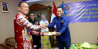 Peresmian PWI Pokja Jaktim, Munjirin Dorong Pers Profesional dan Berintegritas
