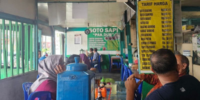 Mengulik Cita Rasa Soto Sapi Pak Dur, Ringan Namun Mengikat Lidah