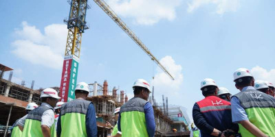 Direksi HK Tinjau Langsung Proyek Sekolah Rakyat DKI Jakarta, Ditargetkan Rampung Juni 2026