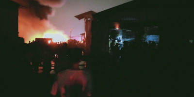 Gudang Oli dan Plastik di Kamal Muara Terbakar, 14 Unit Damkar Dikerahkan