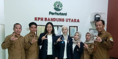 Perhutani Bandung Utara Fasilitasi Mahasiswi Unpad Dalami Pengelolaan Hutan