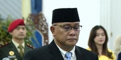 Menteri LH Jumhur, Antara Sampah, Buruh dan Kelangsungan Hidup Rakyat
