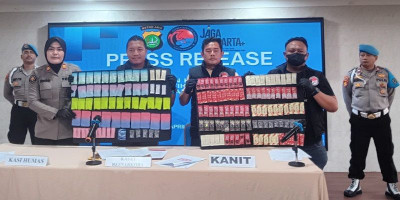 WNA Produsen Vape Narkotika Ditangkap di Jakarta Utara