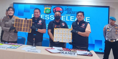 Polres Jakarta Utara Sita Sabu dan Ribuan Happy Water Siap Edar