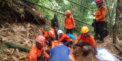 Dua Korban Longsor Curug Cileat Ditemukan Meninggal