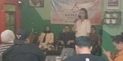 Pemerintah Diminta Memperhatikan Guru Honorer