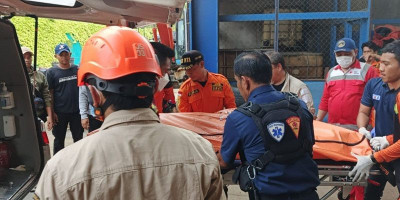 Korban Terseret Arus Sungai Ciliwung di Depok Ditemukan Meninggal