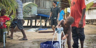 Sumur Bor Pertama Hadir di Kampung Keakwa, Warga Tak Lagi Bergantung pada Air Hujan