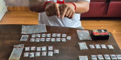 Satnarkoba Polres Metro Jakut Tangkap Bandar Sabu di Kampung Bahari, Puluhan Gram Narkoba Disita