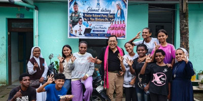 Romo Yos Bintoro Kunjungi Panti Asuhan Maria Mediatrix di Ambon