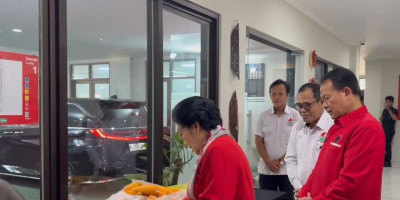 Panen Raya GNTI 2026: Prof. Rokhmin Dahuri Serahkan Hasil Jagung ke Megawati, Simbol Modernisasi Pertanian untuk Kedaulatan Pangan