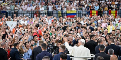 Paus Leo XIV Serukan Persatuan dan Perdamaian dalam Kunjungan ke Barcelona