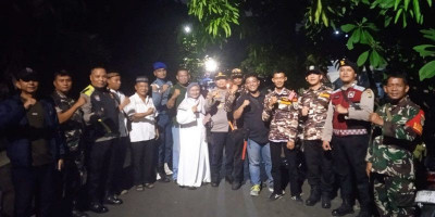 Ratusan Warga Kelapa Gading Barat Semarakkan Pawai Obor Muharam