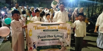 Tradisi Tetap Hidup, Pawai Obor Muharam Meriahkan Cakung Timur