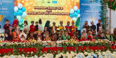 Pelepasan 46 Siswa TKIT Permata Bunda Merauke Meriah Bernuansa Budaya