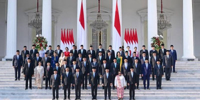 JP Latumahina: Evaluasi Kabinet, Dorong Pemerintahan Lebih Efisien