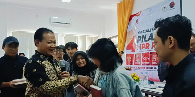 Sosialisasi di STMIK IKMI, Prof. Rokhmin Dahuri: 4 Pilar MPR Kunci Jaga Persatuan di Tengah Keberagaman