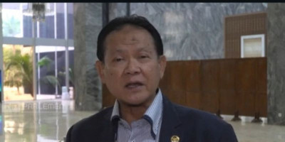 Prof. Rokhmin Dahuri: Karhutla Bukan Sekadar Padamkan Api, Harus Bereskan Akarnya