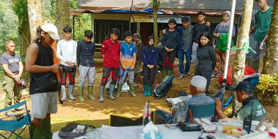 Elpala SMA 68 Jakarta Mulai Ekspedisi Halimun-Cicatih untuk Film Dokumenter