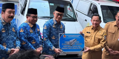 Mendagri Apresiasi  KORPRI Sumbang 5 Ambulans Dukung Pemulihan Pascabencana Sumatra