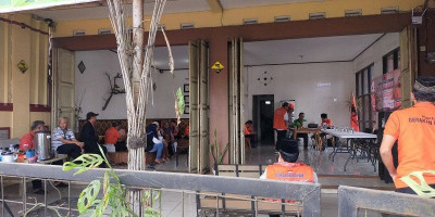 Saung Liwet Mak Onot, Menjaga Cita Rasa Sunda di Jalur Selatan Sukabumi