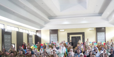 Kemendagri-Komisi II DPR RI Perkuat Perencanaan Daerah untuk Percepat Penurunan Stunting di Kabupaten Bandung