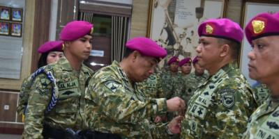 Pangkormar Pimpin Serah Terima Jabatan Koorsmin Pangkormar Dan Kasetum Kormar