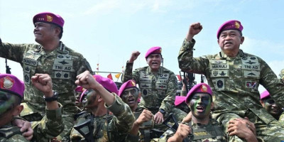 Dankodaeral IV Dampingi Menhan Tinjau Latihan Operasi TNI Terintegrasi 2026