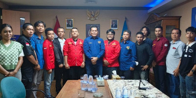 Pokja PWI WalikotaJaktim dan GMNI Kolaborasi Bekali Gen Z Etika Jurnalistik di Era Media Sosial