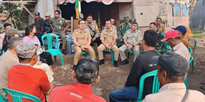 Polisi Kawal Camat Cilincing Tinjau TPS Nagrak, Pengelolaan Sampah Berbasis RDF Jadi Perhatian