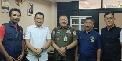 Satpol PP dan Pokja PWI Jaktim Perkuat Keterbukaan Informasi