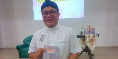 25 Tahun Menapaki Jalan Imamat, Romo Pungki Tuangkan Kisah Panggilan dalam Sebuah Buku