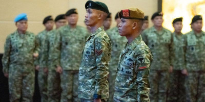Panglima TNI Beri Beri Kenaikan Pangkat Luar Biasa ke Dua Prajurit 