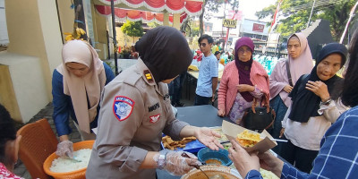 MBG dan Cek Kesehatan Gratis Polresta Malang Kota Menyapa Warga di Polsek Blimbing