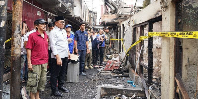 Kebakaran Paseban, Arifin Pastikan Kebutuhan Pengungsi Dipenuhi