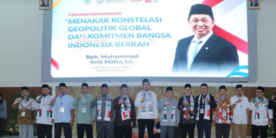 Anis Matta: Indonesia Harus Siap Hadapi Gempa Tektonik Geopolitik 