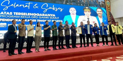 Gabriel Henry Willy Choandy Jadi Moderator Dialog Kepemimpinan Kristen di PKTM GAMKI Sumut
