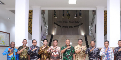 Perkuat Sinergi Pengamanan Kegiatan Strategis, Kodaeral XIV Sorong Terima Kunjungan SKK Migas dan BP Berau Ltd