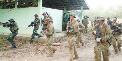 Jungle FTX Uji Kemampuan Tempur Pasukan Multinasional