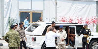 Presiden Prabowo Naik LRT dari Kelapa Gading, Rute Baru Menuju Manggarai Diresmikan