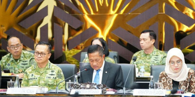 Asrenum Panglima TNI Bersama Wamenhan RI Bahas RUU Reforma Agraria