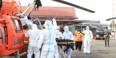 Tujuh Jenazah KM Virgo Tiba Melalui Jalur Udara di Lanud Sjamsudin Noor 