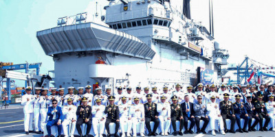 KRI Sriwijaya Resmi Perkuat Armada TNI AL, Pangkormar Hadiri Peresmian Kapal Induk Pertama Indonesia