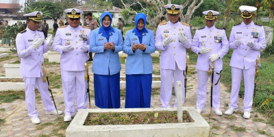 Dankodaeral XIV Ikuti  Ziarah Rombongan ke Taman Makam Pahlawan Sorong