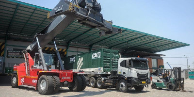 Surabaya Bersiap Jadi Gerbang Logistik Indonesia Timur
