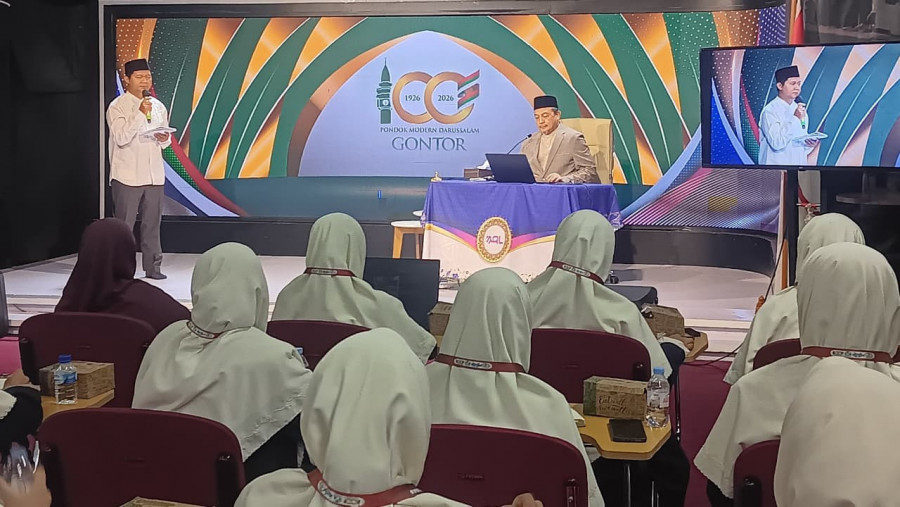 Mahasiswi UNIDA Gontor Kunjungi AQL Islamic Center, Belajar Tadabur Al-Qur’an