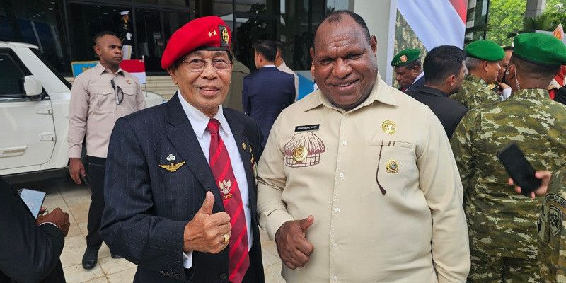 Mantan Dandim Jayawijaya, Bupati Atenius Murip Hadiri HUT ke-81 TNI di Cilangkap