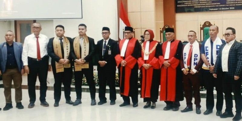 Siapa Mengadili, Netizen atau Hakim?