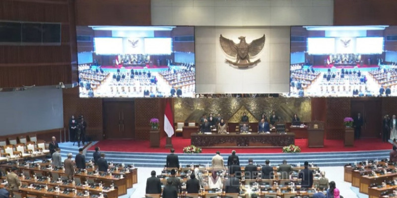 Sidang Paripurna  Menutup Masa Persidangan I Tahun Sidang 2026-2027, DPR  Tegaskan Negara Harus  Hadir Lindungi Masyarakat
