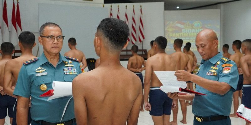 Komandan Kodaeral XIV Pimpin Sidang Pantukhirda Calon Bintara dan Tamtama 